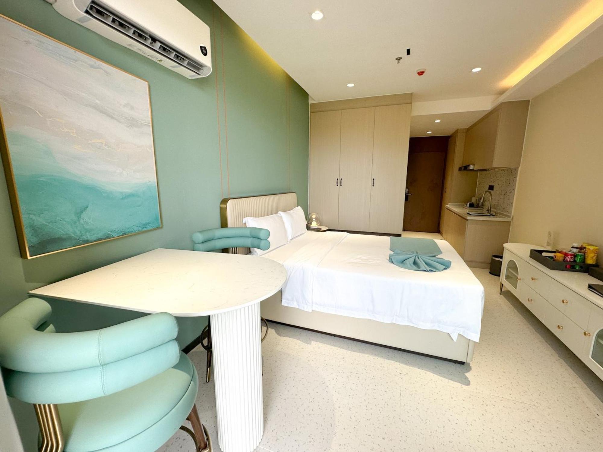 Ark Seaview Holiday Inn Sihanoukville Exterior foto