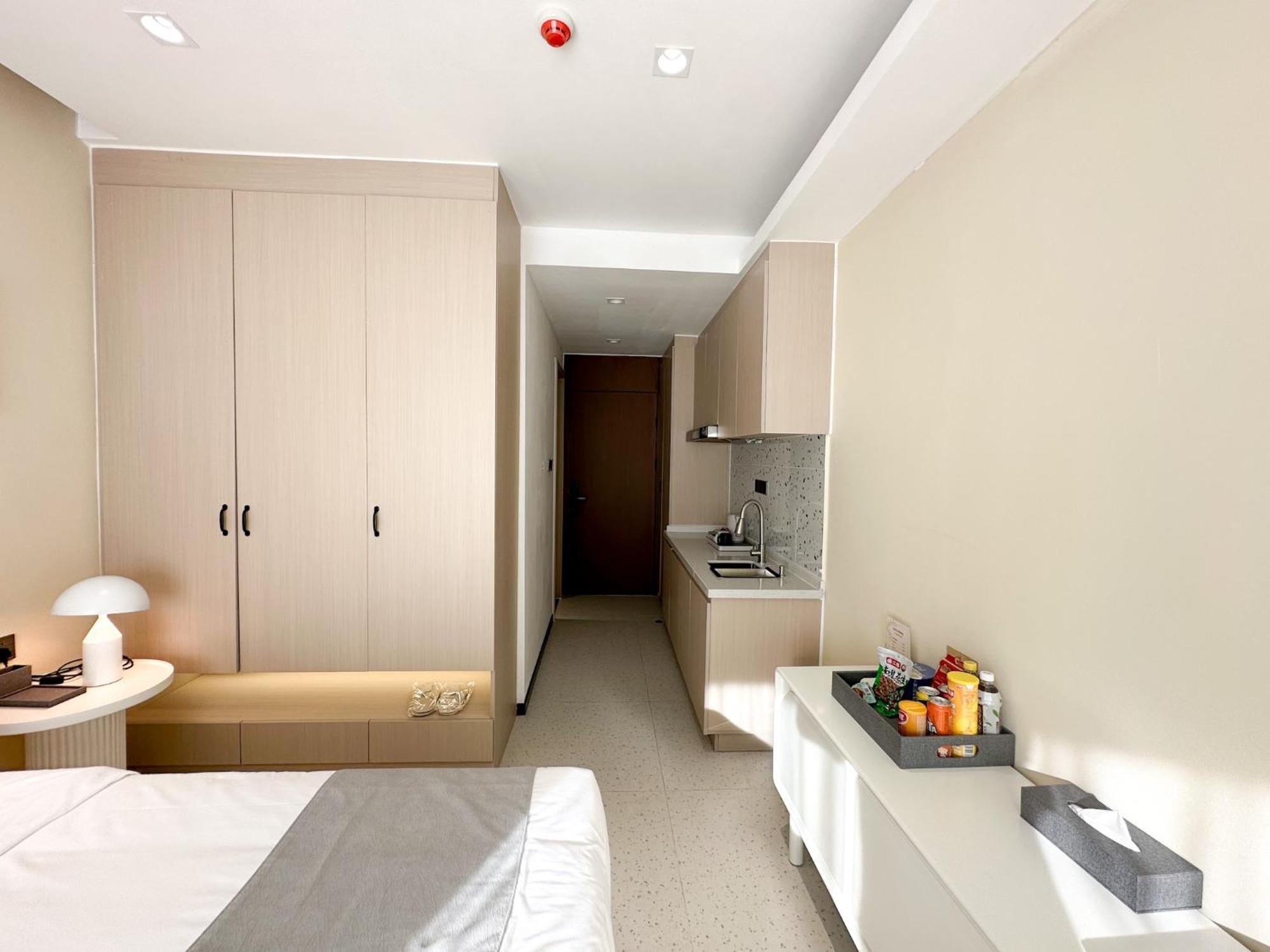 Ark Seaview Holiday Inn Sihanoukville Exterior foto